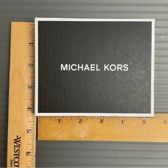 Michael Kors Andy Men’s Slim Billfold Wallet Brown NIB 6 Card Slots Luxury Gift